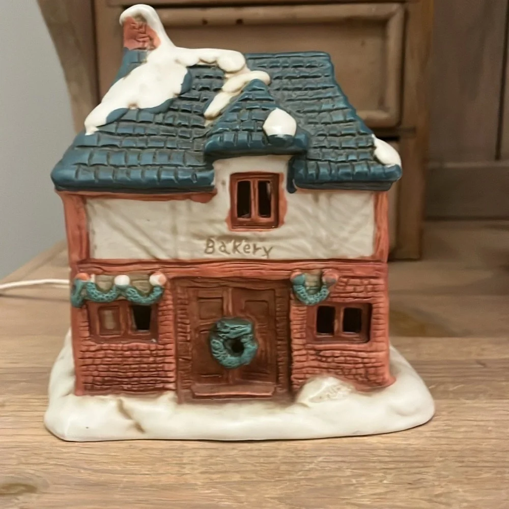 Kurt Adler Dickens Cottage Bakery Lighted House 1989 Collectible Ceramic Vintage